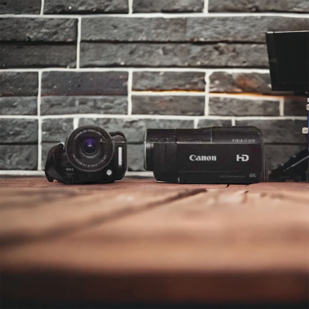 Canon HD VIXIA HF M30